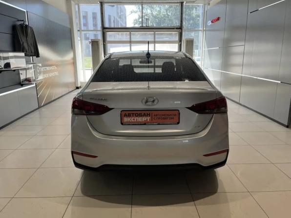 Hyundai Solaris II с пробегом 2019 года, цена 1 359 000 рублей, 81000 км, седан, Автокод Объявления