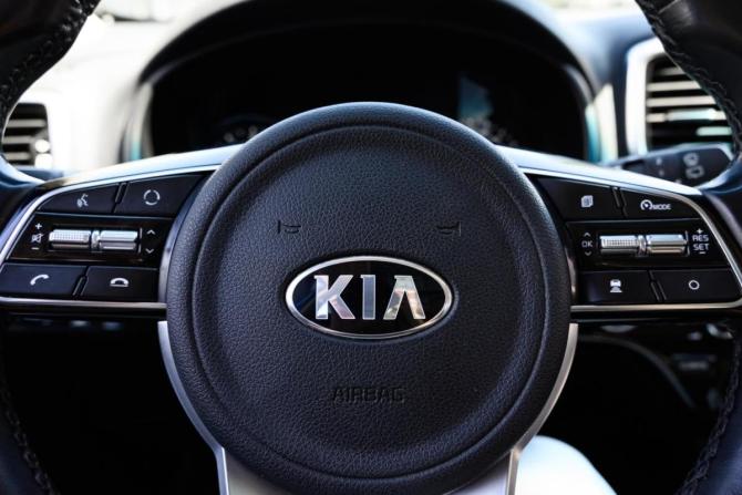 Kia Sportage IV Рестайлинг с пробегом 2019 года, цена 2 649 000 рублей, 80290 км, внедорожник, Автокод Объявления