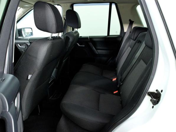 Land Rover Freelander II Рестайлинг 2 с пробегом 2013 года, цена 1 665 000 рублей, 269916 км, внедорожник, Автокод Объявления