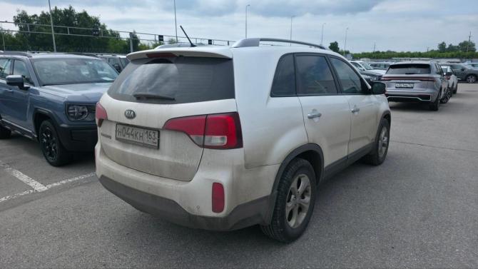 Kia Sorento II Рестайлинг с пробегом 2012 года, цена 1 386 000 рублей, 308826 км, внедорожник, Автокод Объявления