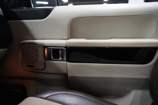 Land Rover Range Rover III Рестайлинг 2 с пробегом 2011 года, цена 1 344 000 рублей, 315571 км, внедорожник, Автокод Объявления