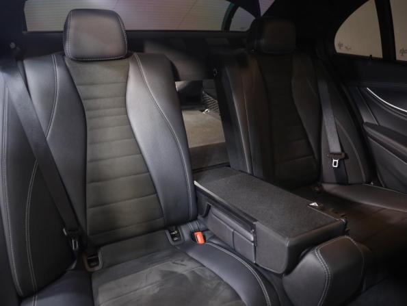 Mercedes-Benz E-Класс V (W213 S213 C238) Рестайлинг с пробегом 2021 года, цена 3 525 387 рублей, 120856 км, седан, Автокод Объявления