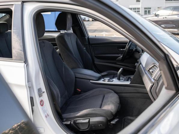 BMW 3 серии VI (F3x) с пробегом 2013 года, цена 2 099 000 рублей, 212552 км, седан, Автокод Объявления