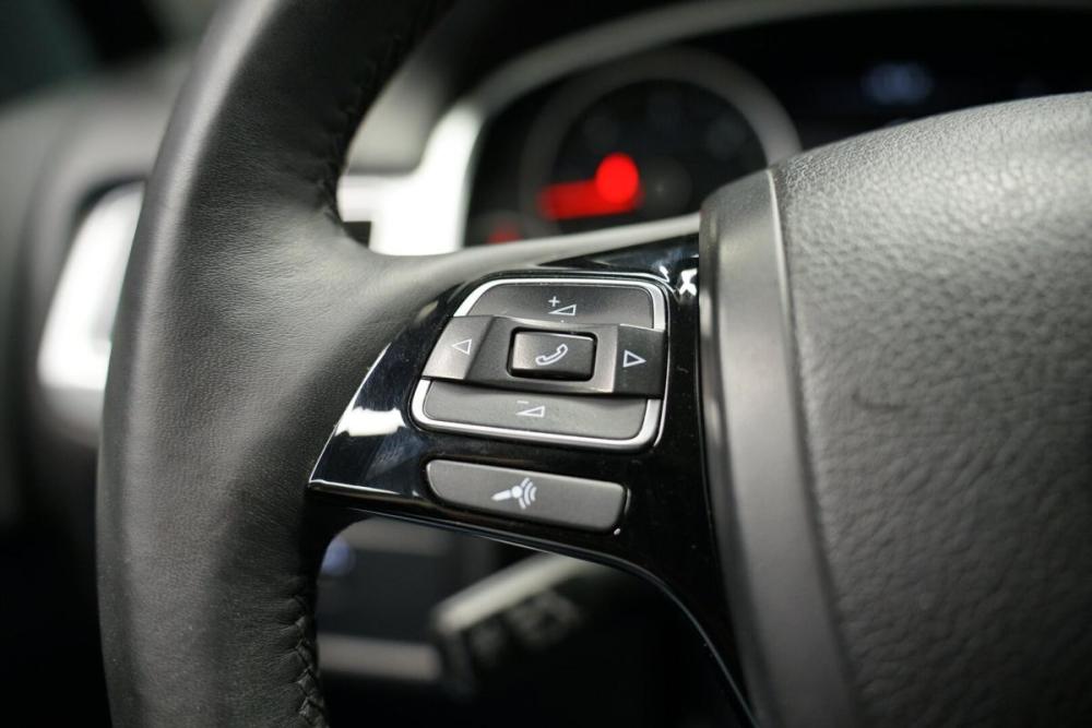 Volkswagen Touareg II Рестайлинг Крым  - изображение 17