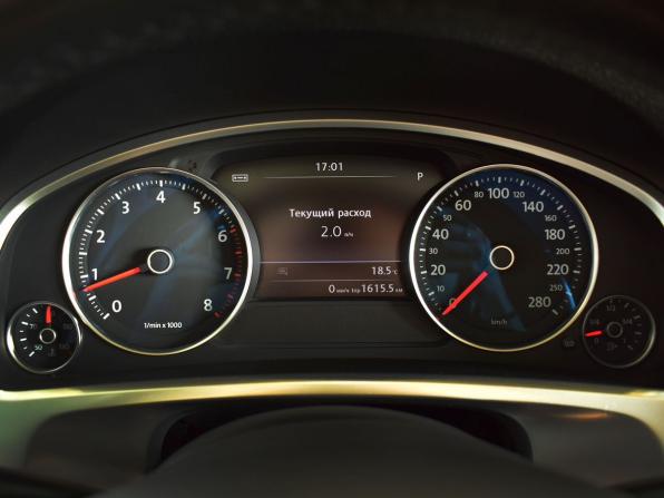 Volkswagen Touareg II Рестайлинг с пробегом 2015 года, цена 3 119 995 рублей, 197193 км, внедорожник, Автокод Объявления