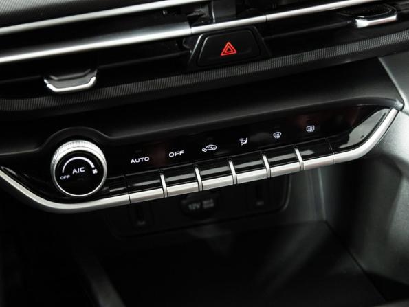 Changan Eado Plus с пробегом 2023 года, цена 1 699 777 рублей, 60000 км, седан, Автокод Объявления