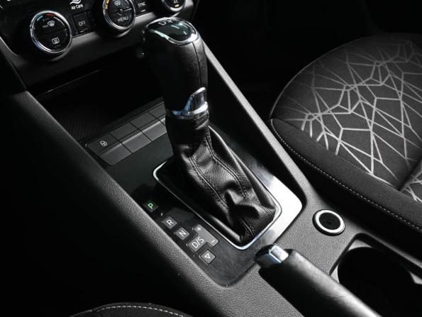 Skoda Octavia III (A7) Рестайлинг с пробегом 2018 года, цена 1 900 000 рублей, 171214 км, лифтбек, Автокод Объявления