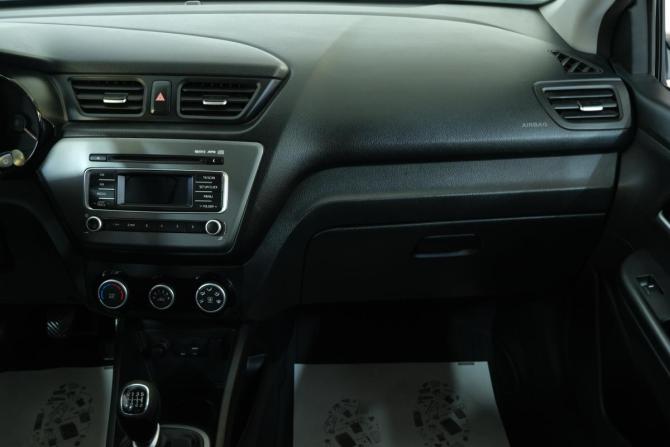 Kia Rio III Рестайлинг с пробегом 2015 года, цена 1 149 000 рублей, 172820 км, седан, Автокод Объявления