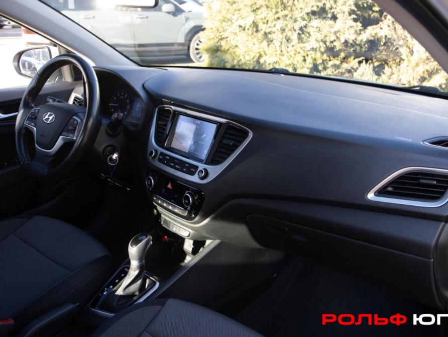Hyundai Solaris II Москва  - изображение 7