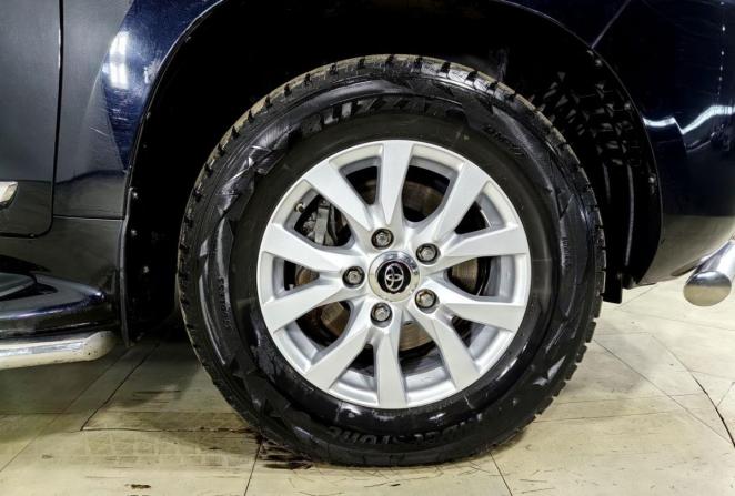 Toyota Land Cruiser 200 Series Рестайлинг 2 с пробегом 2015 года, цена 6 720 000 рублей, 69560 км, внедорожник, Автокод Объявления