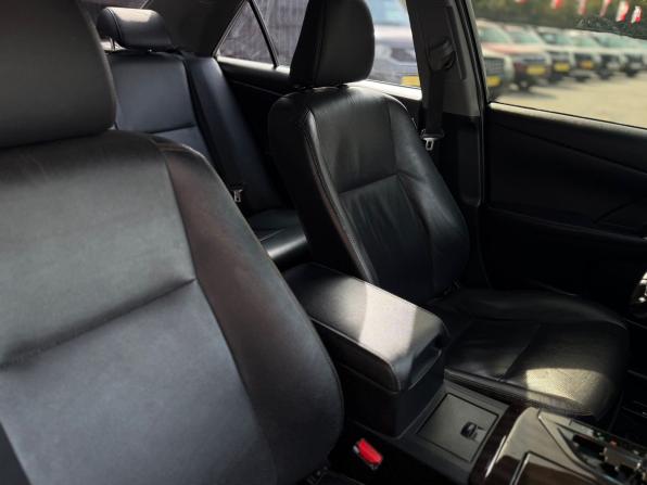 Toyota Camry VII (XV50) Рестайлинг с пробегом 2015 года, цена 1 899 000 рублей, 118674 км, седан, Автокод Объявления