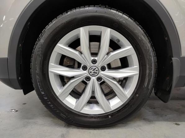 Volkswagen Tiguan II с пробегом 2018 года, цена 2 960 000 рублей, 68252 км, внедорожник, Автокод Объявления