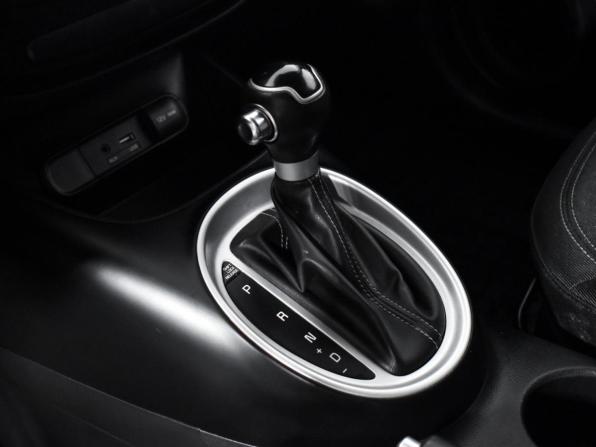 Kia Soul II Рестайлинг с пробегом 2018 года, цена 1 449 000 рублей, 89200 км, хэтчбек, Автокод Объявления