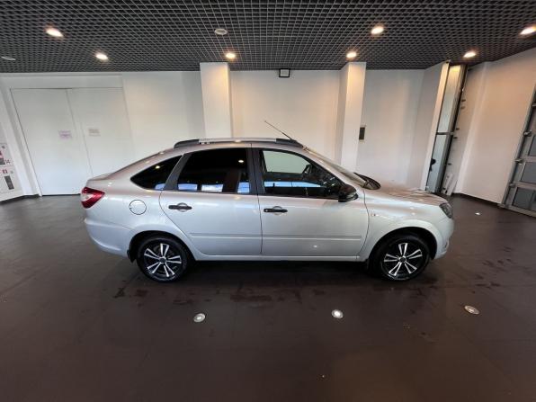 Lada (ВАЗ) Granta I Рестайлинг с пробегом 2020 года, цена 915 000 рублей, 20616 км, лифтбек, Автокод Объявления