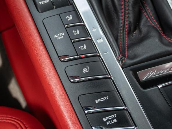 Porsche Macan I с пробегом 2015 года, цена 3 330 000 рублей, 123350 км, внедорожник, Автокод Объявления