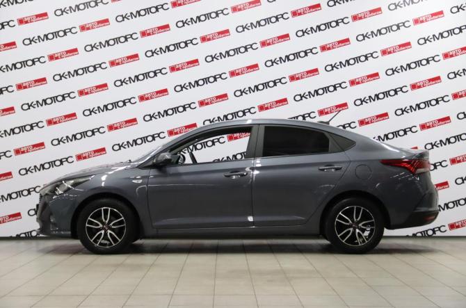Hyundai Solaris II Рестайлинг с пробегом 2022 года, цена 1 845 450 рублей, 59731 км, седан, Автокод Объявления