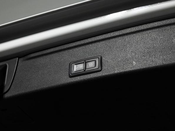Audi A4 allroad V (B9) с пробегом 2016 года, цена 2 399 585 рублей, 195000 км, универсал, Автокод Объявления