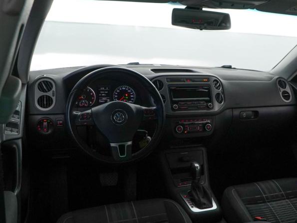 Volkswagen Tiguan I Рестайлинг с пробегом 2015 года, цена 1 449 077 рублей, 214613 км, внедорожник, Автокод Объявления