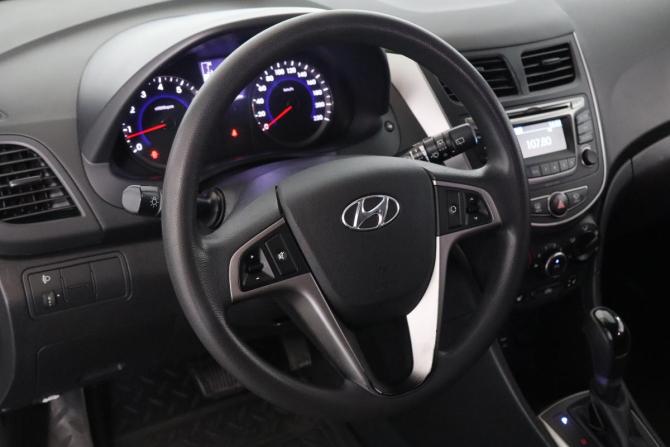 Hyundai Solaris I Рестайлинг с пробегом 2016 года, цена 999 000 рублей, 110800 км, хэтчбек, Автокод Объявления