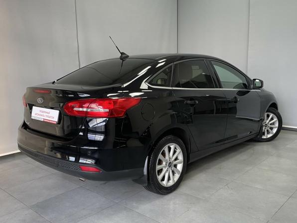 Ford Focus III Рестайлинг с пробегом 2018 года, цена 1 086 000 рублей, 105725 км, седан, Автокод Объявления