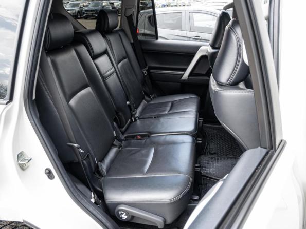 Toyota Land Cruiser Prado 150 Series Рестайлинг 3 с пробегом 2021 года, цена 6 240 000 рублей, 113492 км, внедорожник, Автокод Объявления