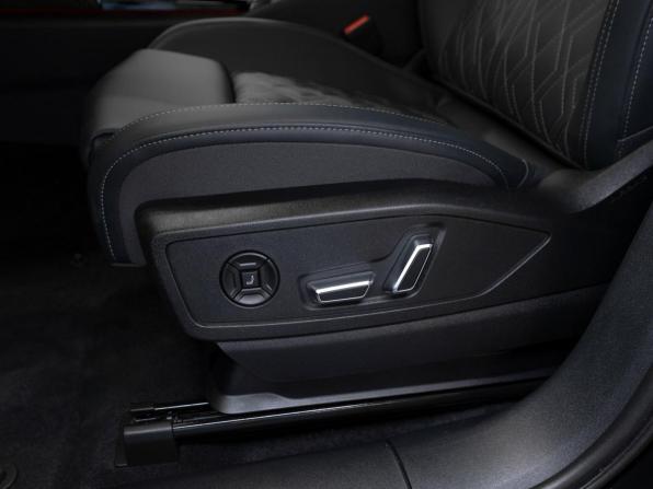 Audi Q5 III с пробегом 2026 года, цена 5 950 000 рублей, 30 км, внедорожник, Автокод Объявления