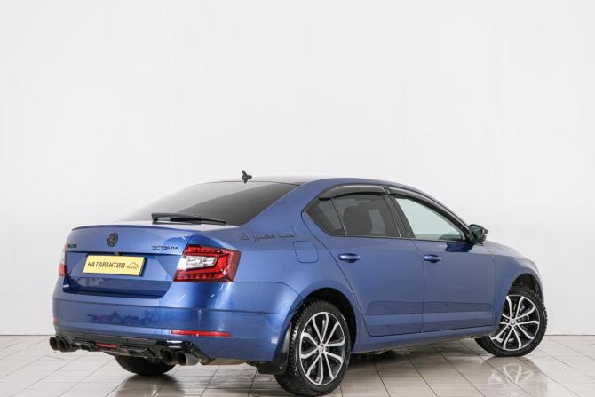 Skoda Octavia III (A7) Рестайлинг с пробегом 2018 года, цена 2 199 000 рублей, 95000 км, лифтбек, Автокод Объявления