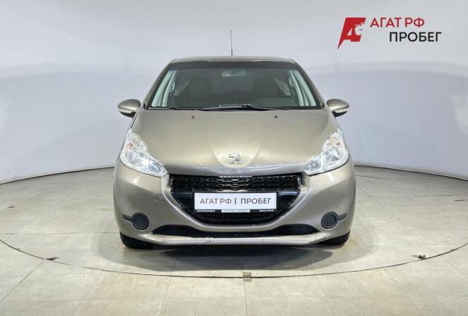 Peugeot 208 I с пробегом 2013 года, цена 375 000 рублей, 149776 км, хэтчбек, Автокод Объявления