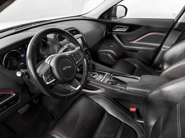 Jaguar F-Pace I с пробегом 2019 года, цена 2 250 000 рублей, 168479 км, внедорожник, Автокод Объявления