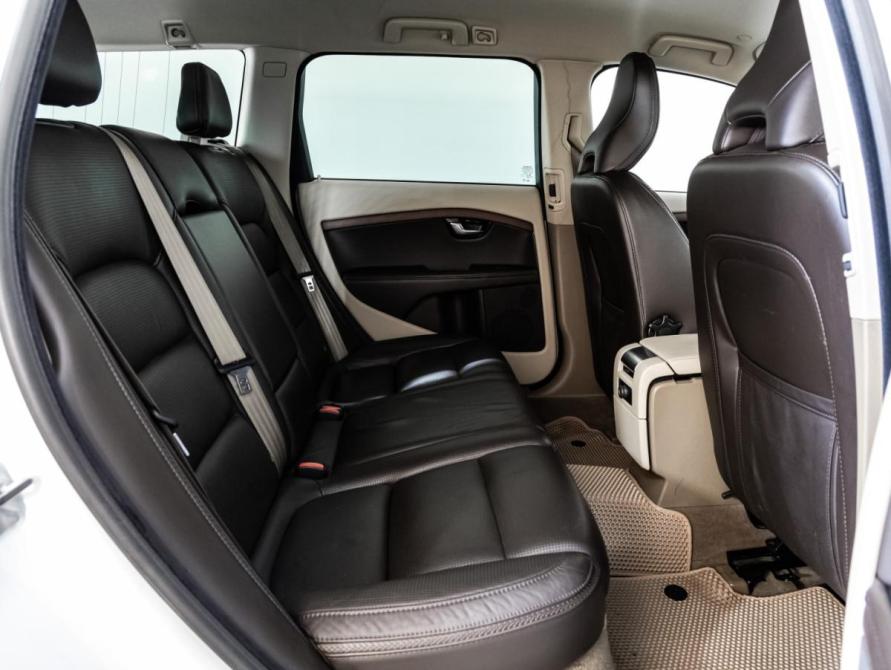 Volvo XC70 II Рестайлинг Санкт-Петербург  - изображение 21