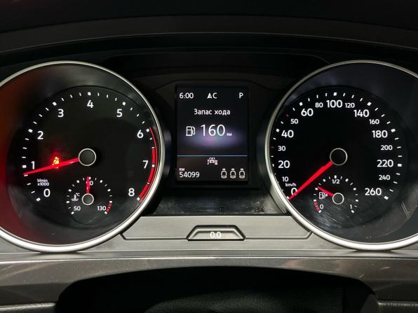 Volkswagen Tiguan II Рестайлинг с пробегом 2021 года, цена 3 325 000 рублей, 54098 км, внедорожник, Автокод Объявления