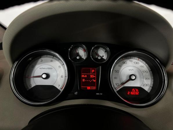 Peugeot 308 I с пробегом 2008 года, цена 420 000 рублей, 216030 км, хэтчбек, Автокод Объявления