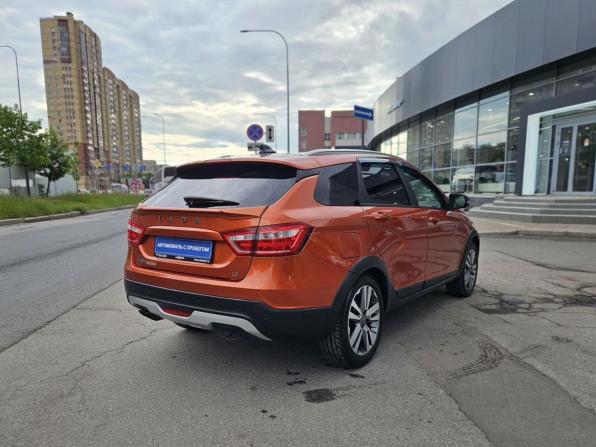 Lada (ВАЗ) Vesta I с пробегом 2018 года, цена 925 000 рублей, 121930 км, универсал, Автокод Объявления