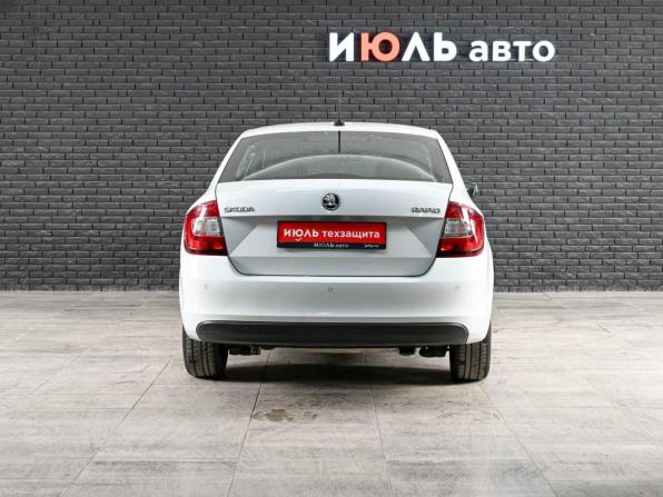 Skoda Rapid I Рестайлинг с пробегом 2019 года, цена 1 390 000 рублей, 110771 км, лифтбек, Автокод Объявления