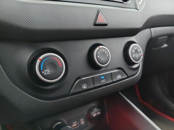 Hyundai Creta I с пробегом 2018 года, цена 1 395 000 рублей, 240000 км, внедорожник, Автокод Объявления