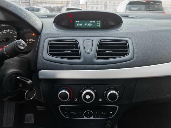 Renault Fluence I с пробегом 2012 года, цена 675 000 рублей, 219305 км, седан, Автокод Объявления