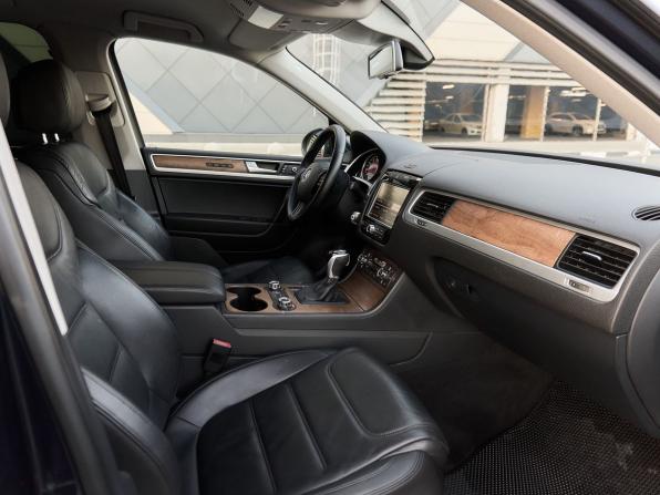 Volkswagen Touareg II с пробегом 2013 года, цена 2 078 000 рублей, 211043 км, внедорожник, Автокод Объявления