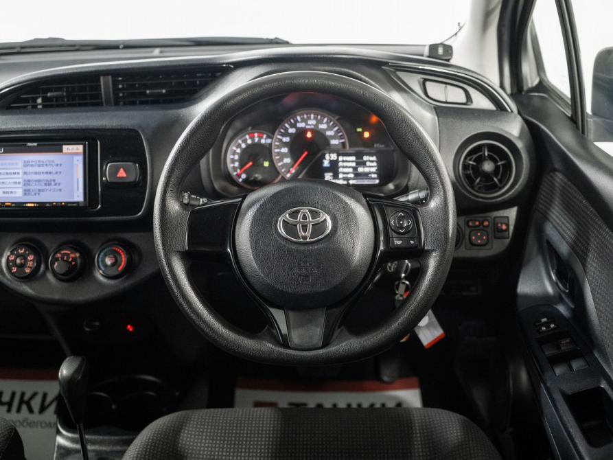 Toyota Vitz III (XP130) Рестайлинг 2 Иркутск  - изображение 9