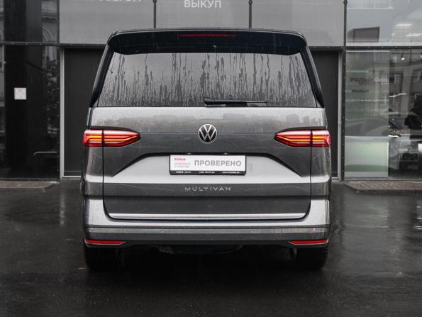 Volkswagen Multivan T7 с пробегом 2022 года, цена 5 870 000 рублей, 83948 км, минивэн, Автокод Объявления