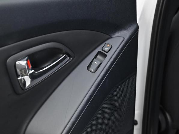 Hyundai ix35 I с пробегом 2012 года, цена 1 049 000 рублей, 144000 км, внедорожник, Автокод Объявления