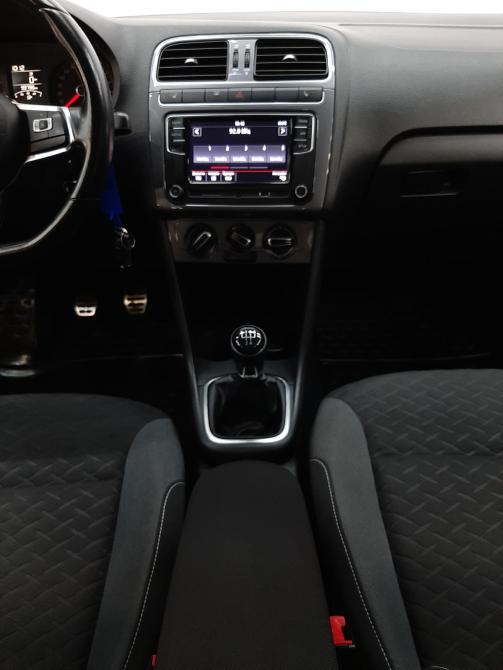 Volkswagen Polo V Рестайлинг Москва  - изображение 17