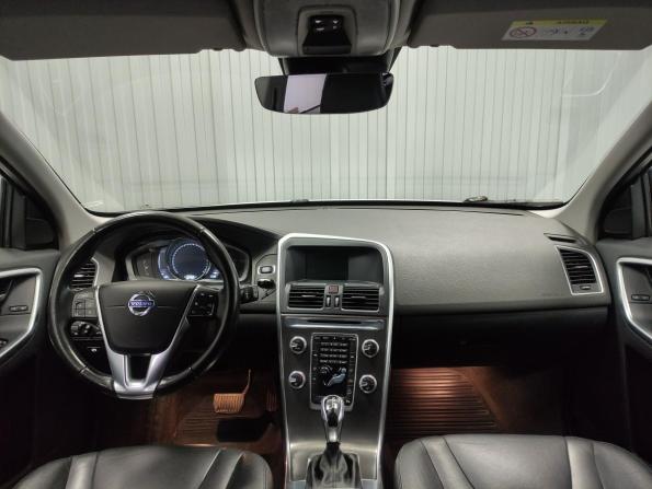 Volvo XC60 I Рестайлинг с пробегом 2015 года, цена 1 780 000 рублей, 287296 км, внедорожник, Автокод Объявления