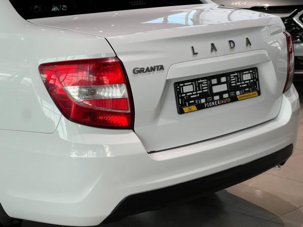 Lada (ВАЗ) Granta I Рестайлинг с пробегом 2022 года, цена 630 000 рублей, 88000 км, седан, Автокод Объявления