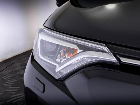 Toyota RAV4 IV (XA40) Рестайлинг с пробегом 2018 года, цена 2 595 000 рублей, 151045 км, внедорожник, Автокод Объявления