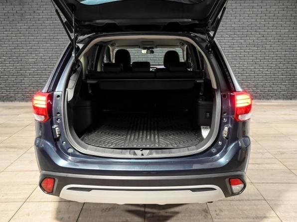 Mitsubishi Outlander III Рестайлинг 3 с пробегом 2021 года, цена 3 100 000 рублей, 23431 км, внедорожник, Автокод Объявления