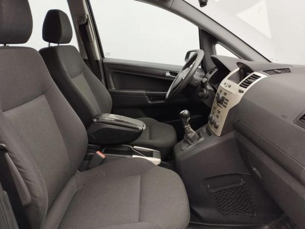 Opel Zafira B с пробегом 2007 года, цена 585 000 рублей, 211350 км, компактвэн, Автокод Объявления
