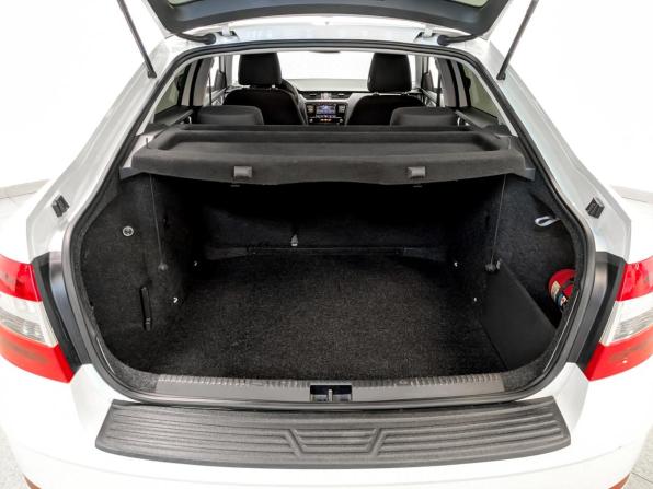 Skoda Octavia III (A7) Рестайлинг с пробегом 2018 года, цена 1 775 000 рублей, 108699 км, лифтбек, Автокод Объявления