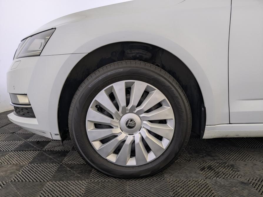 Skoda Octavia III (A7) Рестайлинг Москва  - изображение 13