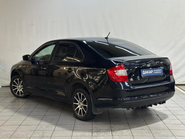Skoda Rapid I с пробегом 2016 года, цена 1 050 000 рублей, 114650 км, лифтбек, Автокод Объявления