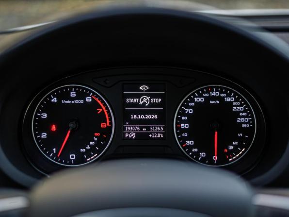 Audi A3 III (8V) с пробегом 2015 года, цена 1 230 000 рублей, 193076 км, седан, Автокод Объявления